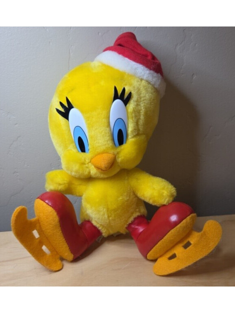 Looney Tunes 1997 Tweety Ice Skating Christmas Hat Stuffed Plush Doll Toy 10”